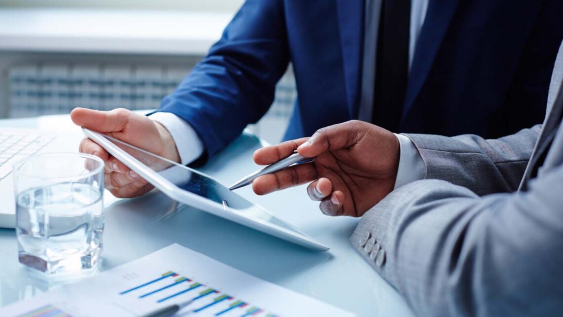 What Does It Take to Become an Expert in the Field of Forex Trading: Qualities to Acquire What Does It Take to Become an Expert in the Field of Forex Trading: Qualities to Acquire