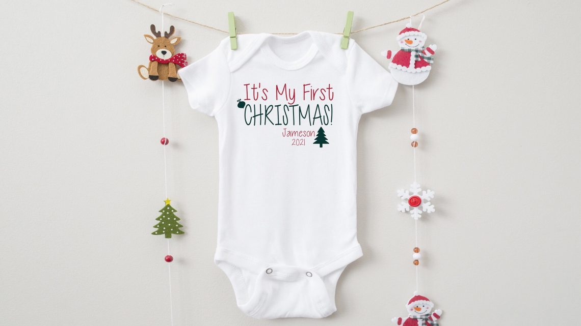 Santa Baby Onesie: A Festive Outfit for Little Ones